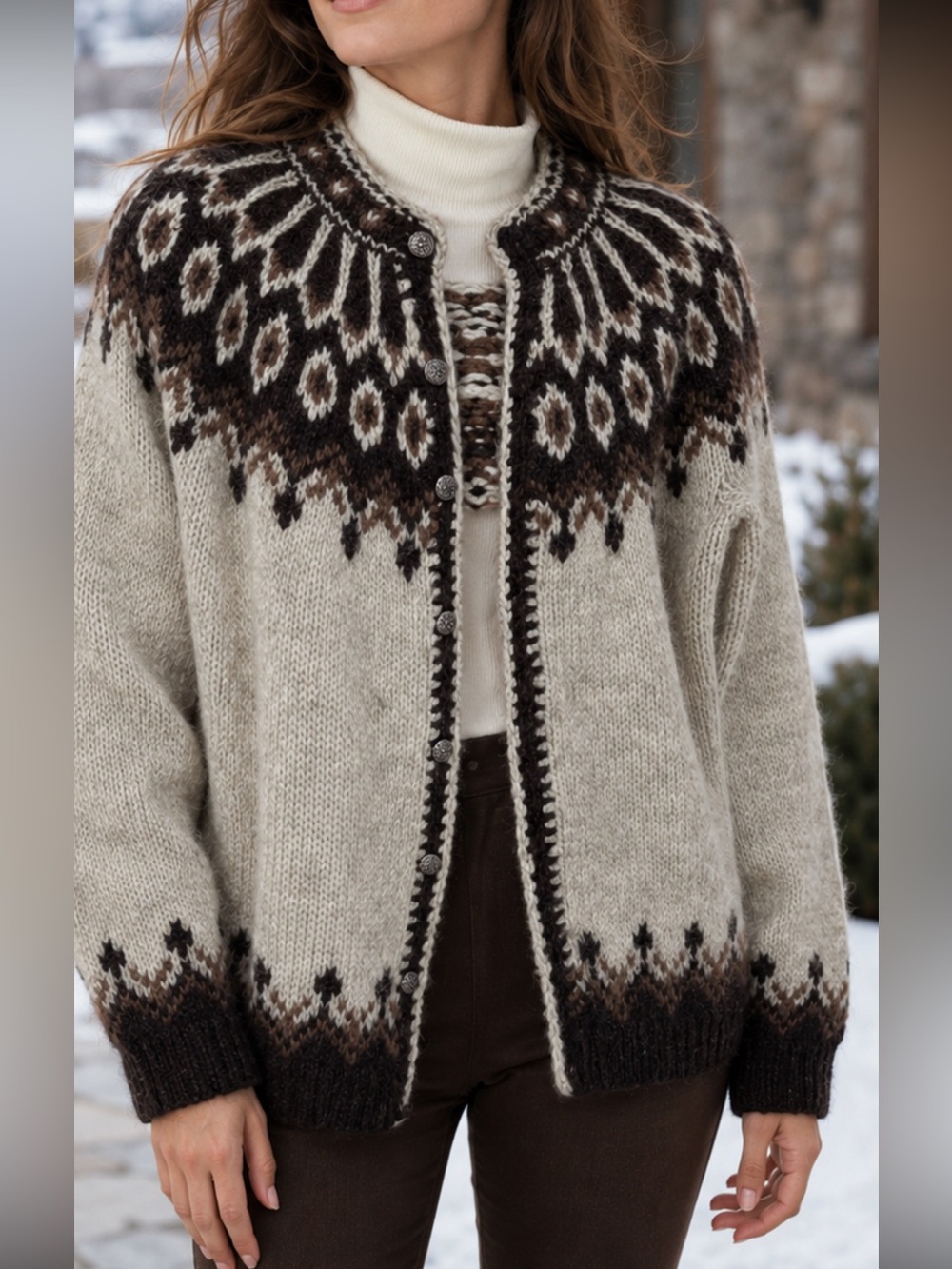 Icewool Iceland Women’s 100% Virgin Wool Hand Knit Nordic Cardigan